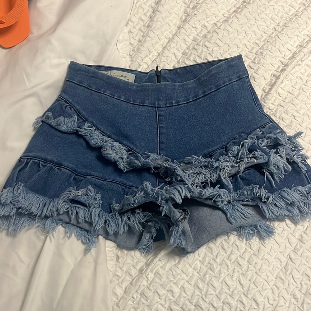 trend boutique denim skort. size 13-14 for kids.